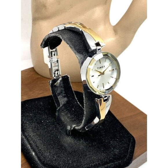 Timex Women's Watch TW2U69700 Quartz Silver Dial Two Tone Stainless Stee… - Picture 13 of 13